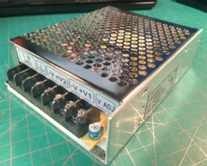 Fuente de alimentación V-Infinity VDG-60-D512 (+5V@6A,+12V@4A) - Digikey PN 102-2525-ND - Imagen 1 de 6