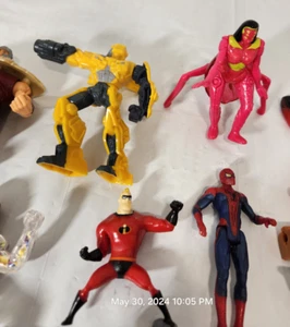 Vintage Plastic Toy Figures Bat Man Spider Man Bumble Bee Mc D's Lot of 11 Toys - Picture 1 of 14