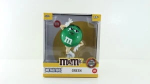 Green M&M 4" Die-cast Actionfigur - Bild 1 von 10