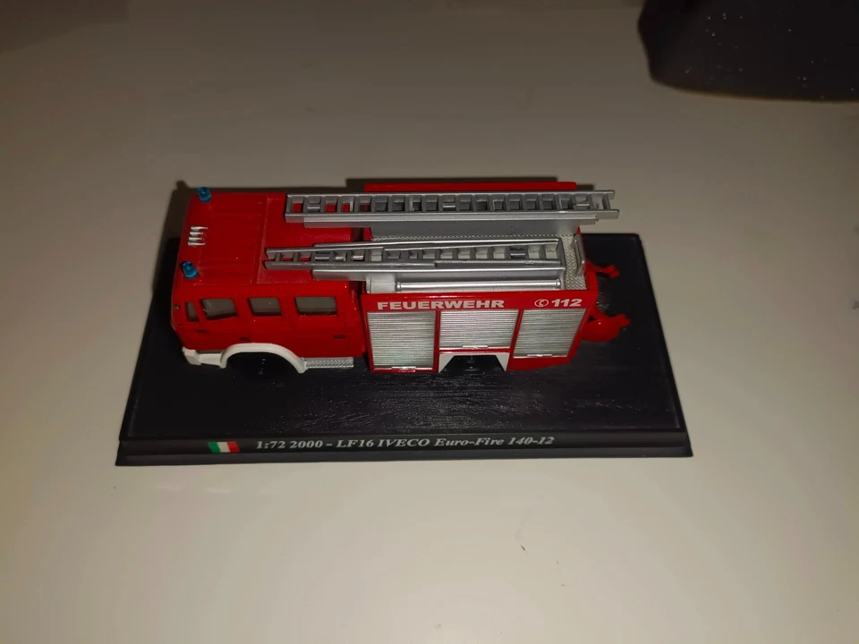 MODELLINO CAMION POMPIERI DEL PRADO LF16 IVECO EURO-FIRE 2000 SCALA 1:72 - Immagine 1 di 1