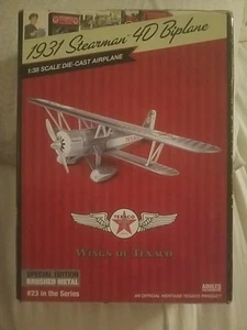 1931 Stearman 4D Doppeldecker #23 Wings of Texaco SONDEREDITION Brushed Metal - Bild 1 von 2