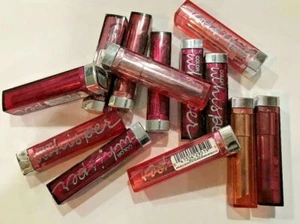 COMPRA 1, OBTÉN 1 CON 20% DE DESCUENTO (añade 2 al carro) Lápiz labial Maybelline Color Whisper - Imagen 1 de 17