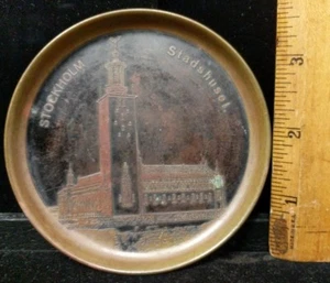 Vintage Used Stockholm Stadshuset Tourist Brass Adverting Ashtray B4-2A-P - Picture 1 of 4