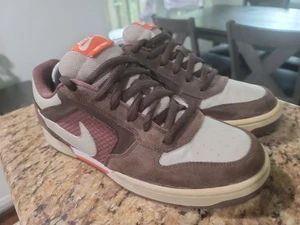 Vintage Y2K Nike Skeet Dunk Low Men’s 9.5 Shoes Sneakers Skate Brown 324957-223 - Picture 1 of 12