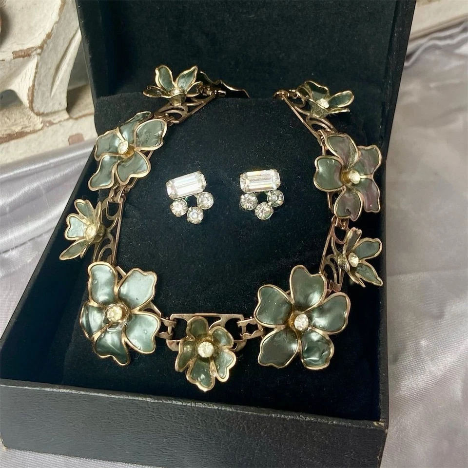 Vintage Unbranded Lucite Floral Necklace & Crystal Earrings Jewelry Set - Image 1 of 4