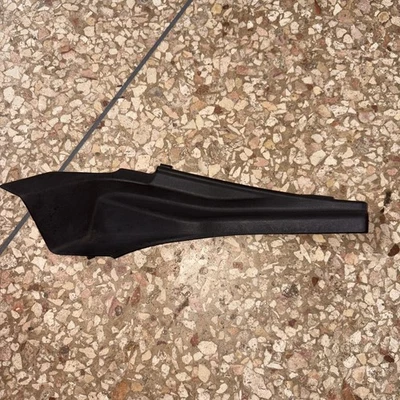 Cubierta superior derecha genuina Nissan Rogue guardabarros 66894-JM00A Foto 1 de 3