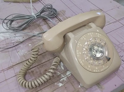Vintage Rotary Dial Telephone - Good Working Condition - Image 1 of 4