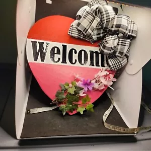 Entryway Heart Shaped Welcome Sign Wooden Floral Decoration 12 Inch Front Door - Picture 1 of 14