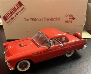 Danbury/Franklin Mint 1:24 1956 Ford Thunderbird Red with Red Removable Roof. - Picture 1 of 24