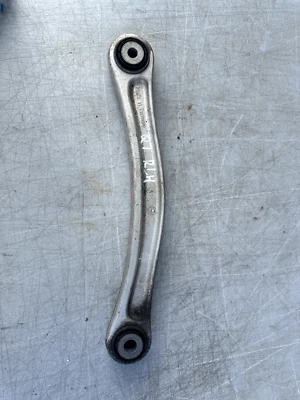 2012 AUDI Q7 ЗАДНИЙ ВЕРХНИЙ ПЕРЕДНИЙ РЫЧАГ УПРАВЛЕНИЯ ЛЕВАЯ СТОРОНА OEM - Изображение 1 из 4