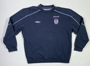 England Umbro Sweatshirt Navy Gr. M Bundesweiter Sponsor Three Lions Fußball Wappen - Bild 1 von 5