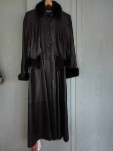 Ledermantel  Sege Miko,Gr.42 ,fällt kleiner aus - Bild 1 von 3