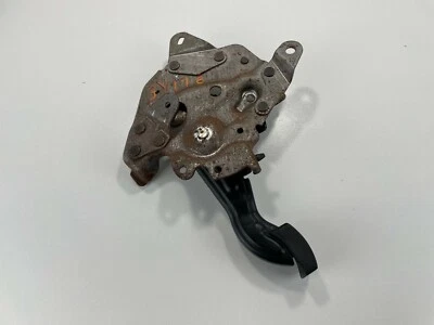 2008-2012 BUICK ENCLAVE EMERGENCY BRAKE PEDAL OEM - Image 1 of 4