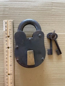Extra großes Vorhängeschloss Gusseisen Schloss, Antikoptik rustikal mit 2 Schlüsseln funktioniert wirklich - Bild 1 von 7