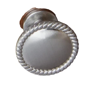 2 pcs Gatehouse 1-1/4" Satin Nickel Round Twist Transitional Cabinet Knob - Picture 1 of 1