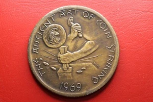 * 1969 MODERN THE ANCIENT ART OF COIN STRIKING AMERICAN COIN CLUB #FRA60 - Foto 1 di 8