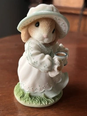 My Blushing Bunnies Daisy Hare Tea And Friendship Hit The Spot Enesco 1998 - Imagem 1 de 4