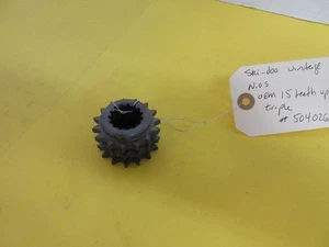 vintage Ski-doo 15 teeth triple chaincase sprocket #504026900 - Picture 1 of 5