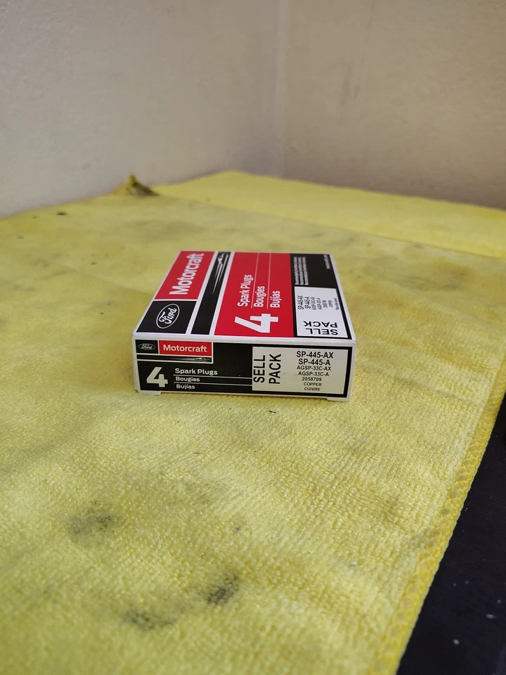 Bujía Motorcraft para 88-17 Acura BMW Chevrolet Chrysler se vende en un paquete de 4 Foto 1 de 4