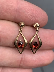 9ct Gold Garnet Earrings, Pear Drop Garnet Vintage 9k 375 - Picture 1 of 6