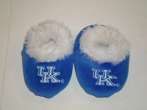 UNIVERITY OF KENTUCKY UK WILDCATS INFANT BABY BOOTIES SIZE MED 3-6 MO NICE - Picture 1 of 2