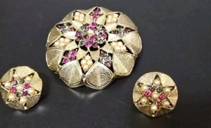 Vtg Coro Large Brooch & Clip On Earrings Gold Toned Rhinestone And Faux Pearls - Picture 1 of 9