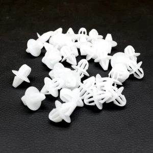 30Pcs For Nissan Patrol Y61 GU Front Flare Clip 63848VD210 - Picture 1 of 4