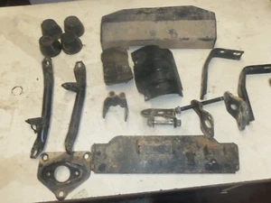 1993-1999 Kawasaki KLF 400 Bayou parts lot/hub caps/motor mns/supports/other/ - Picture 1 of 6