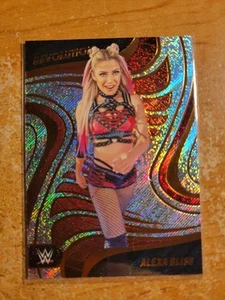 Alexa Bliss 2023 Panini WWE Revolution #47 Little Miss Bliss - Foto 1 di 1