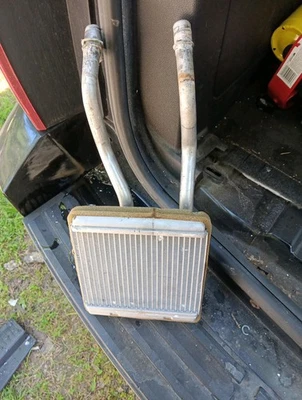 Núcleo de calefacción trasero para Chevrolet Tahoe 2007-2018 13759 ftdm 2008 2009 2010 2011 Foto 1 de 4