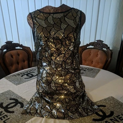 Size 12 Gold/Silver Abstract Sequin Sleeveless Midi Body on Dress By E-vie - Image 1 of 4