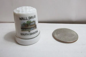 Dedal de costura de pared de cerámica vintage para coleccionistas de Dakota envío gratuito - Imagen 1 de 2