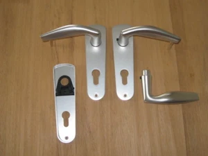 2.Wahl FSB Türbeschlag Mod.1057/1431 Kurzschild Türdrücker PZ Alu natur F1 - Bild 1 von 1
