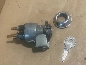 1946 1947 1948 Packard Ignition Switch with Cylinder & Basco Key - Bild 1 von 8