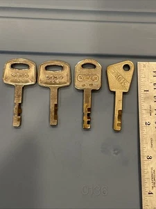 4 High Security Key Keys Misc Lot Solo Solex Jack Keys Vintage Locksmith - Picture 1 of 5