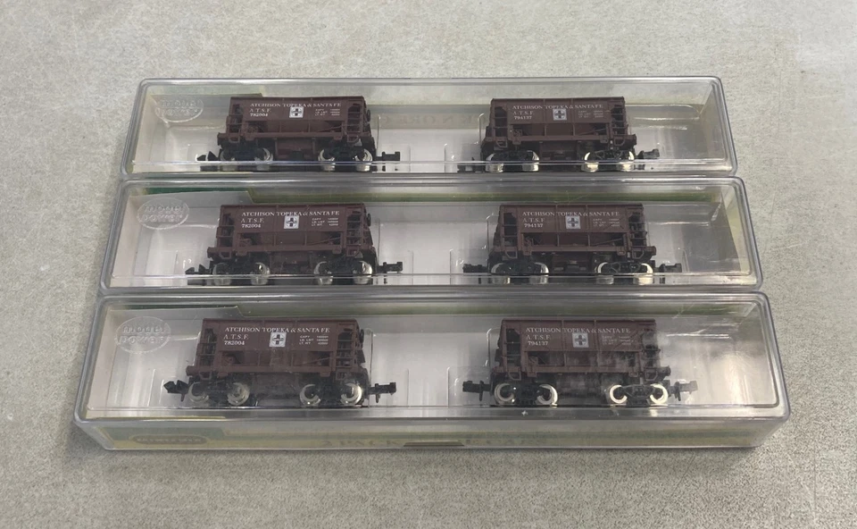 Model Power N Scale ATSF Ore Cars #2871 (Lot of 3) - Image 1 of 4