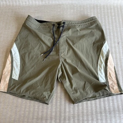 Volcom Board Shorts Mens 32 Swim Surf Trunks Green Stretch Arched Liberator - Image 1 of 4
