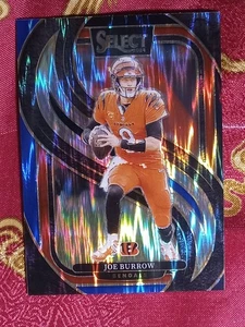 Joe Burrow 2024 Select Football Premier Level Black & Blue Shock Prism #127 - Bild 1 von 1