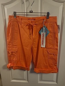 Nuevo con etiquetas Pantalones Cortos Union Bay Carga Pierna con Pestaña Enrollable Para Mujer Talla 9 32" Cintura Coral - Imagen 1 de 12
