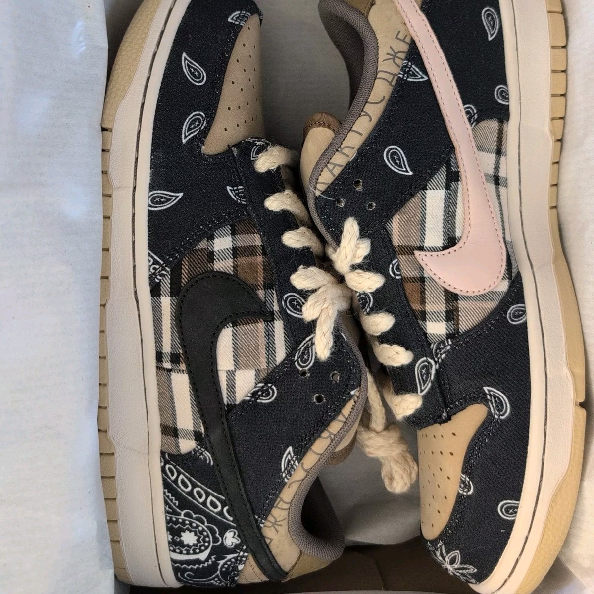 Nike Dunk Low Premium QS SB x Travis Scott Cactus Jack | eBay Nike Dunk Low Premium QS SB x Travis Scott Cactus Jack | eBay