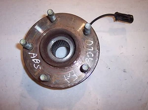 2007 pontiac g6 front hub with abs - Picture 1 of 2
