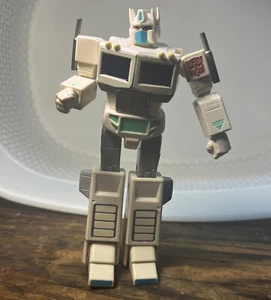 Hasbro Transformers R.E.D. Ultra Magnus Action Figure 6" 2020 White - Picture 1 of 3