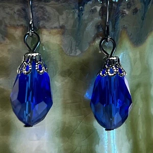 Silver Tone Blue Teardrop Faceted Glass Dangle Earrings. Sky. Water. Sea. S258 - Picture 1 of 3