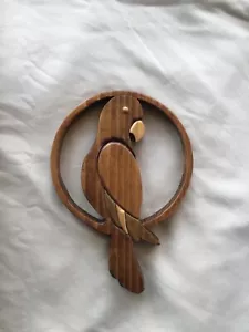 Hand Made Wooden Mosaic Parrot Bird Wall Hanging 8.75" Long x 6" Across - Picture 1 of 3