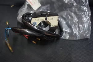 YAMAHA RD350 RD250 73-75 RH HANDLE BAR ASSEMBLY SWITCH 360-83975-02 NOS - Picture 1 of 10
