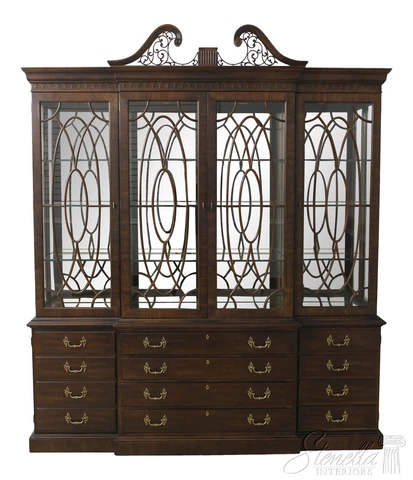 55704EC: HENREDON Rittenhouse Square Collection Mahogany Breakfront Cover