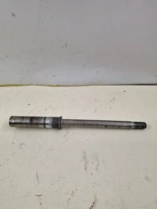 ASSE RUOTA ANTERIORE SUZUKI BURGMAN 400 2007 2008 2009 2010 - Picture 1 of 3