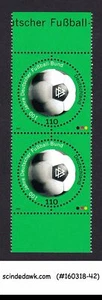GERMANY - 2000 CENTENARY OF GERMAN FOOTBALL ASSOCIATION 2V PAIR MNH - Picture 1 of 1