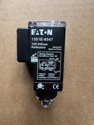 Eaton 10 Ft Photo Sensor Diffuse PNP 1351E-6547 - Image 1 of 4