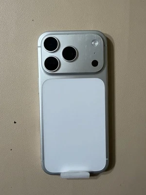 IPHONE 17 PRO 512GB SILVER ( US RESELLER FLEX( ) BRAND NEW NO BOX - Image 1 of 4